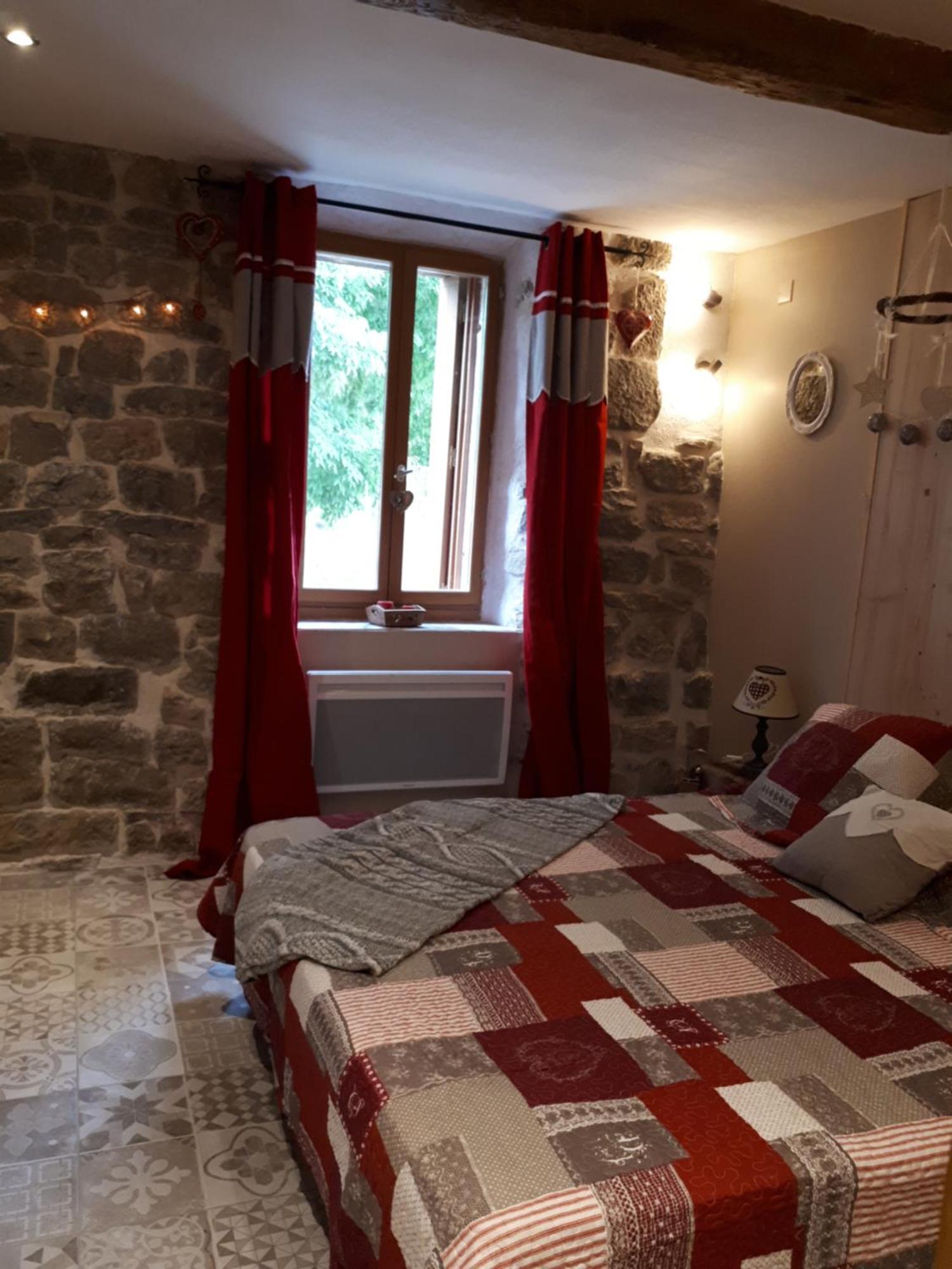 Chambres D Hotes Le Clos Des Vins D Anges Saint-Pierre-des-Champs Esterno foto